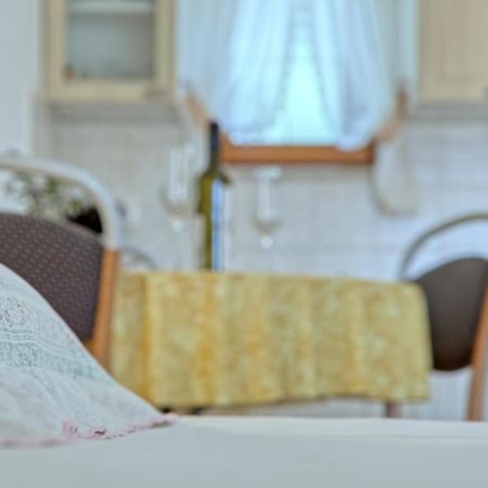 Apartmets Slavica 1644 Banjole Ngoại thất bức ảnh